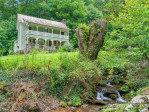 899 Toodies Creek Rd Burnsville, NC 28714