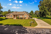 2427 Falcon Ln Statesville, NC 28625