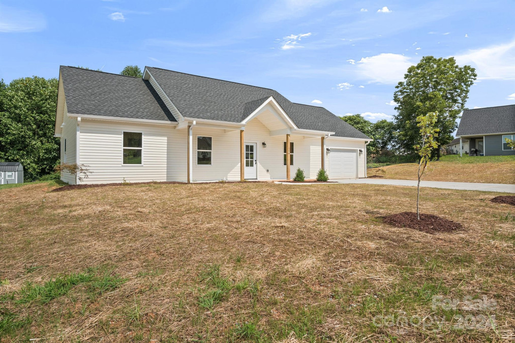 166 Tranquility Ln Harmony, NC 28634