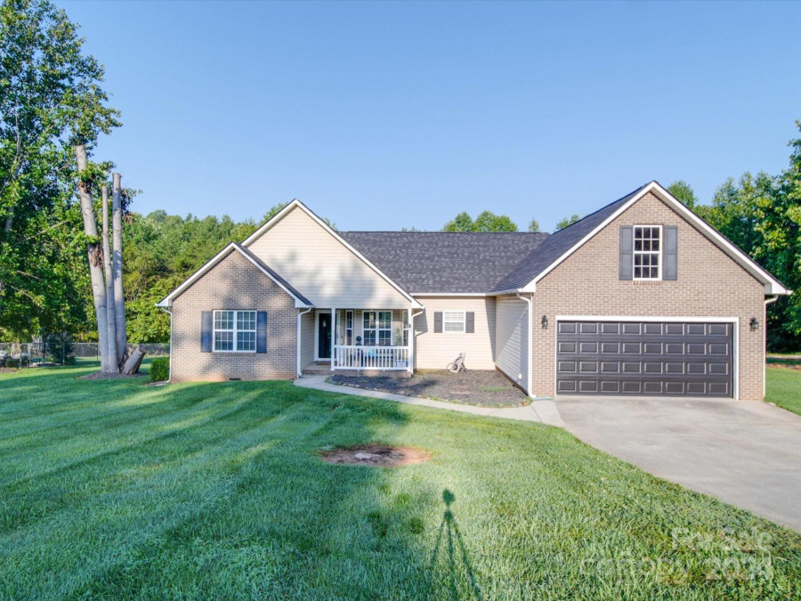 179 Sundance Cir Statesville, NC 28625