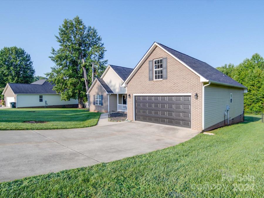 179 Sundance Cir Statesville, NC 28625