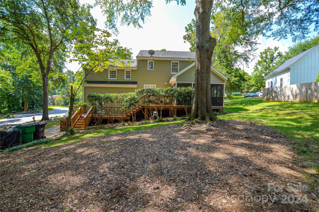 5019 Crooked Oak Ln Charlotte, NC 28226