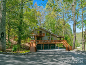 357 Fairway Loop Burnsville, NC 28714