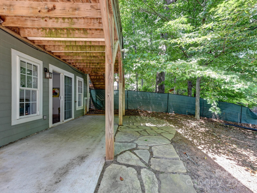 276 Brevard Rd Asheville, NC 28806