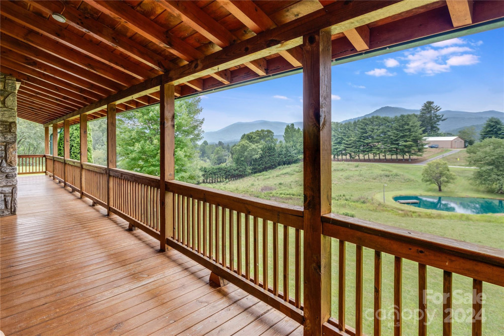 644 Rabbit Skin Rd Waynesville, NC 28785