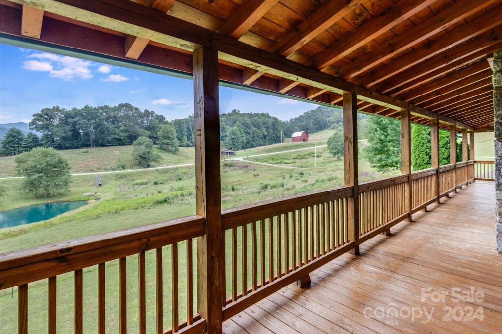 644 Rabbit Skin Rd Waynesville, NC 28785