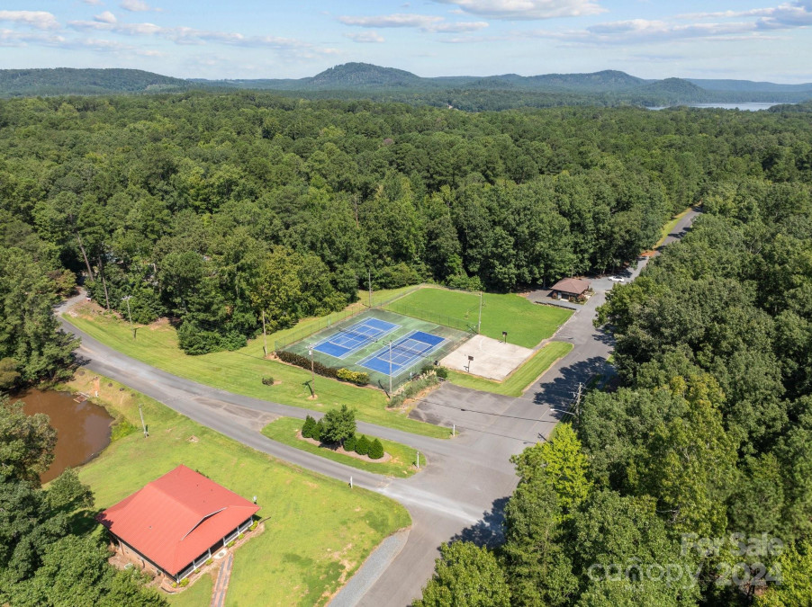 1752 Fairfield Rd Mount Gilead, NC 27306