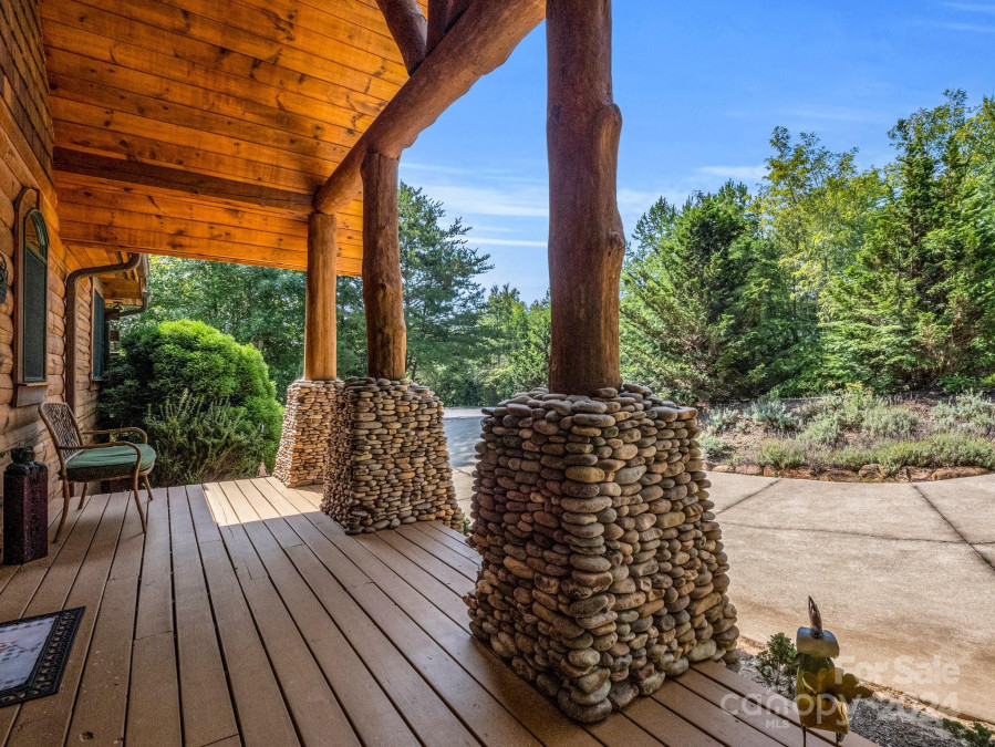 219 Highland Hts Lake Lure, NC 28746