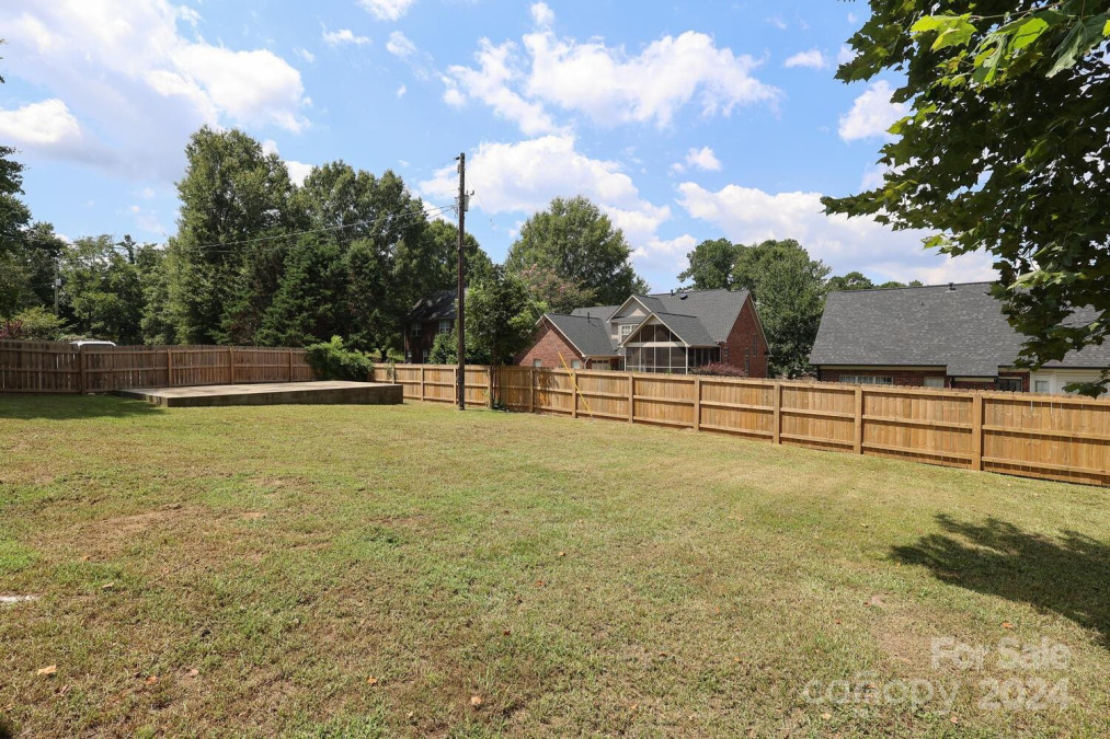 1816 Waxhaw Indian Trail Rd Indian Trail, NC 28079