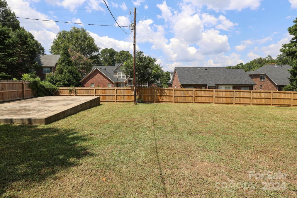 1816 Waxhaw Indian Trail Rd Indian Trail, NC 28079