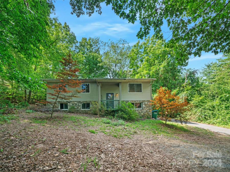 112 Charland Forest Rd Asheville, NC 28803