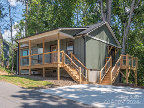 110 Craven Rd Waynesville, NC 28786