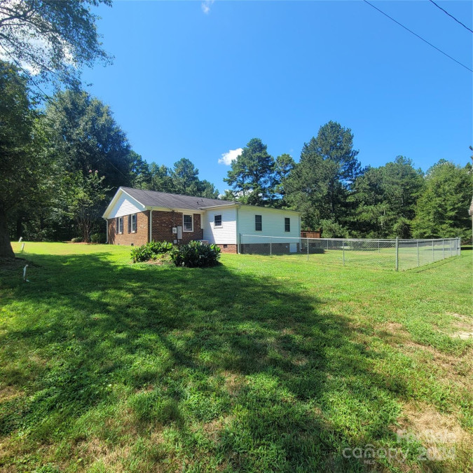 337 Mccoys Creek Rd Oakboro, NC 28129