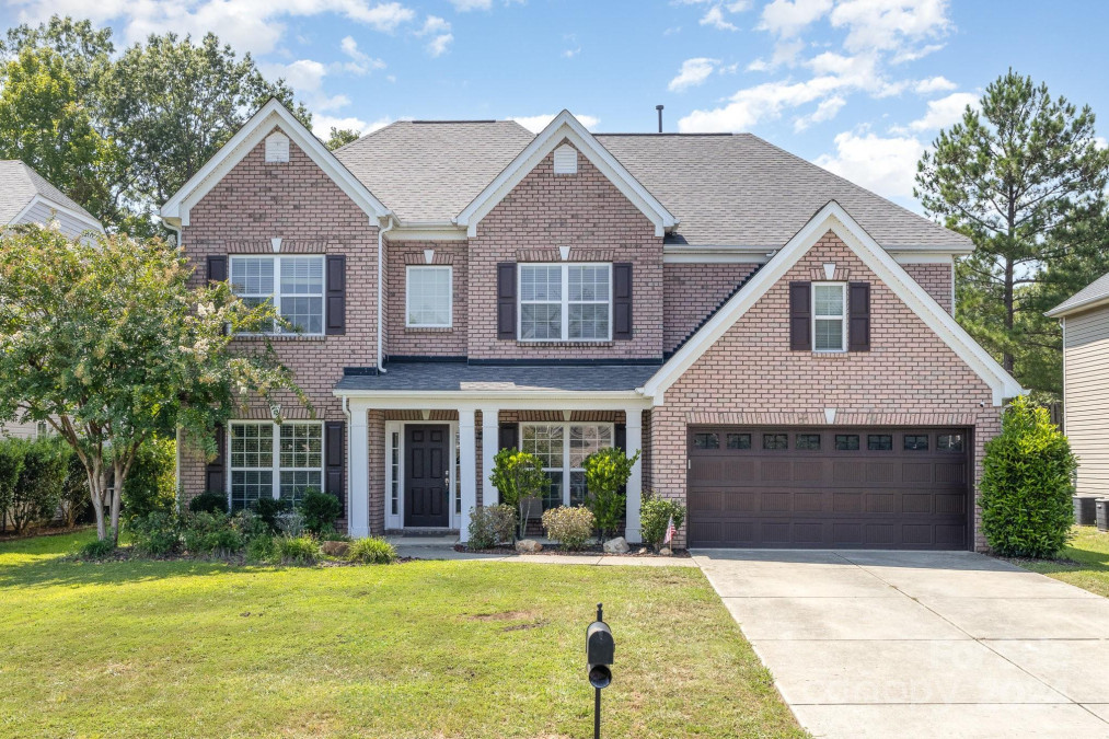 8331 Burgundy Ridge Dr Harrisburg, NC 28075