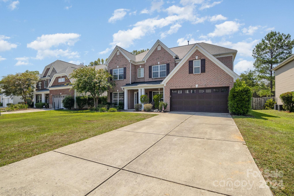 8331 Burgundy Ridge Dr Harrisburg, NC 28075