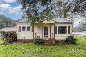 102 Cline St Mount Holly, NC 28120