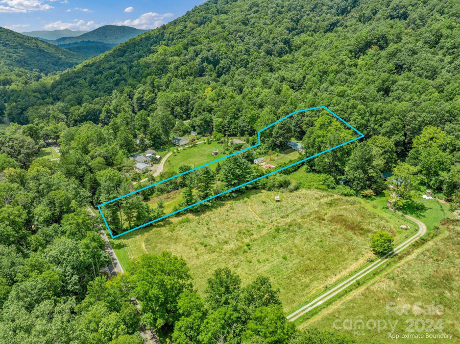 27 Majestic Mountain Dr Asheville, NC 28805