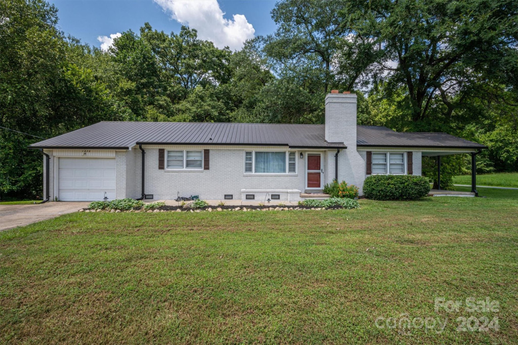 1525 Mountain St Blacksburg, SC 29702