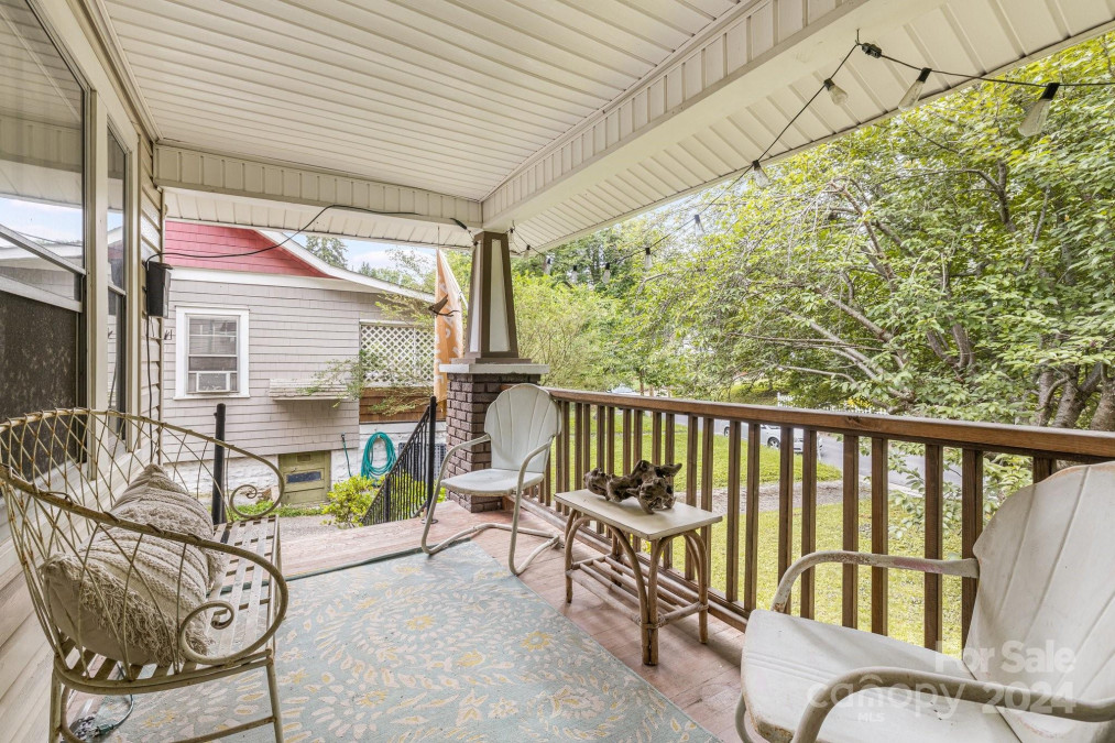 57 Herron Ave Asheville, NC 28806