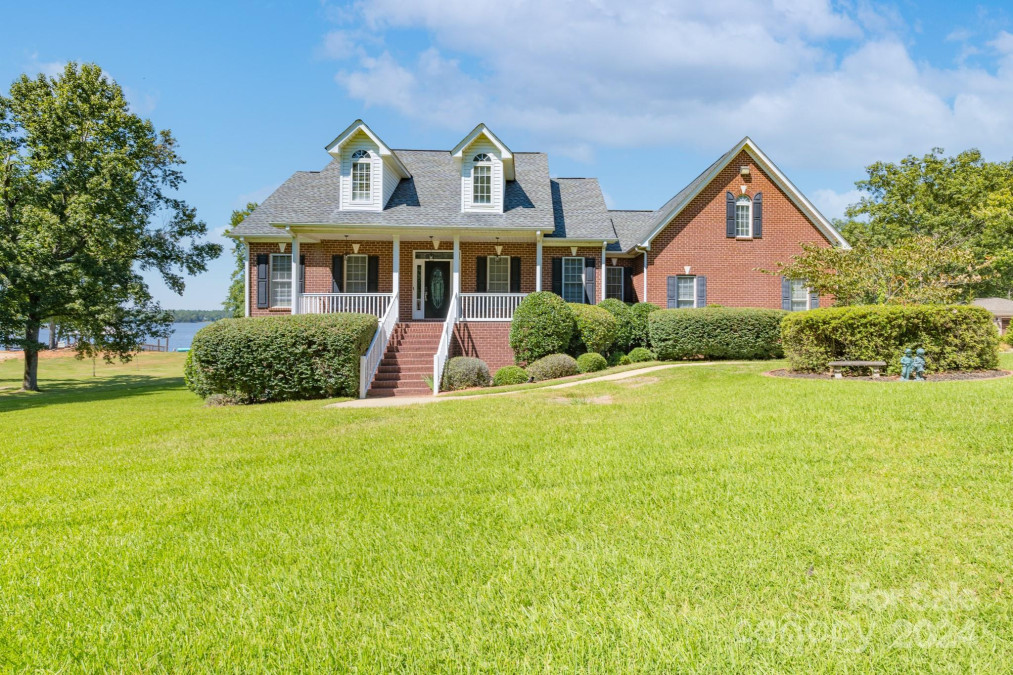 2388 Lake Rd Ridgeway, SC 29130