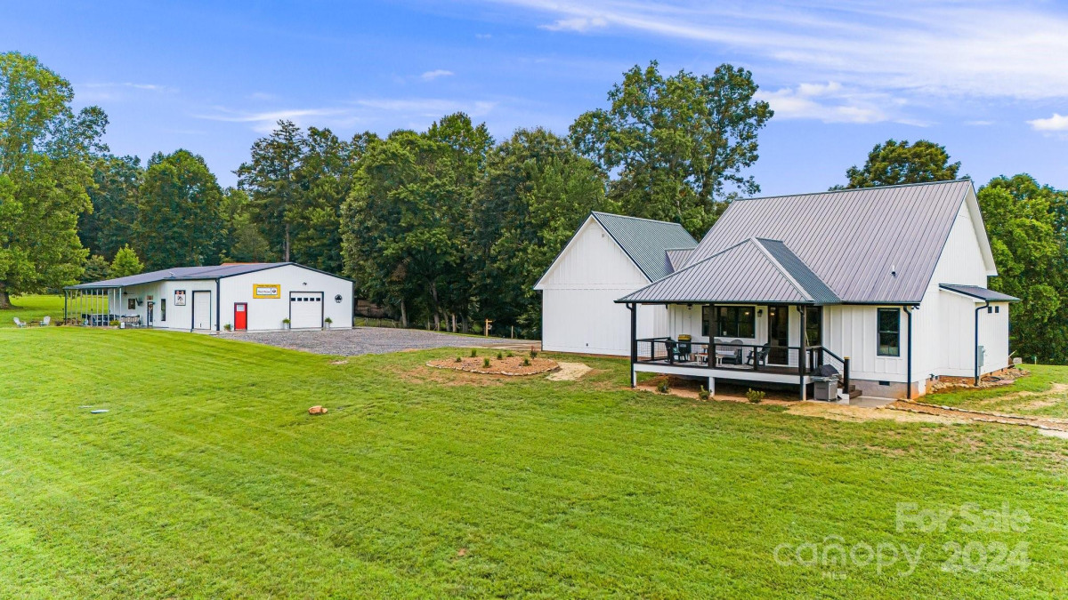 615 Don Felmet Rd Marshall, NC 28753