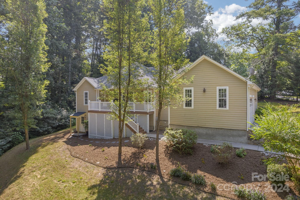 904 Mills Gap Rd Fletcher, NC 28732