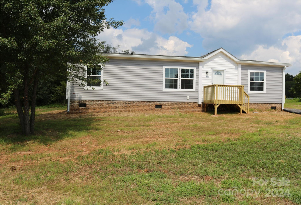 102 Field Ct Lawndale, NC 28090