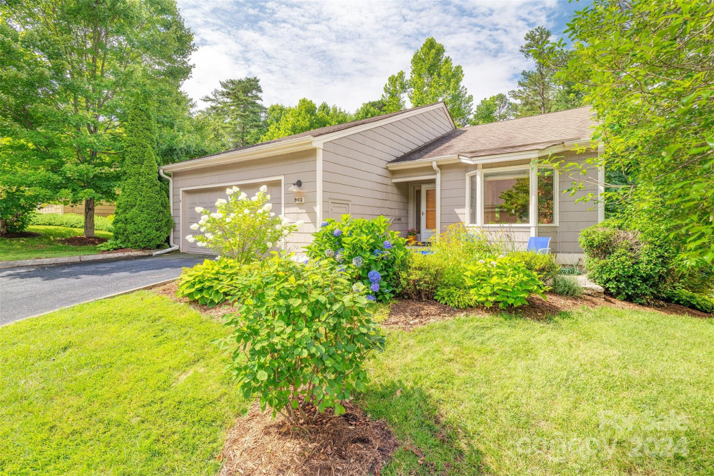 122 Beaver Ridge Rd Asheville, NC 28804