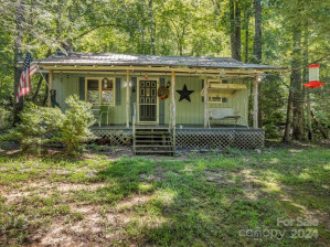 140 Wright Way Lake Lure, NC 28746