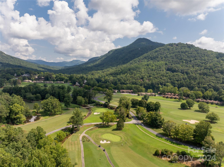 572 South Dr Lake Lure, NC 28746