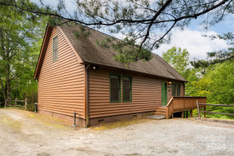 572 South Dr Lake Lure, NC 28746