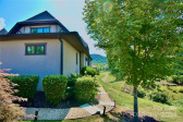 4 Chantilly Dr Asheville, NC 28804