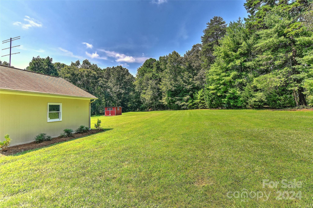 5147 Hickory Grove Rd Gastonia, NC 28056