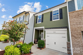 1446 Crest Creek Ct Clover, SC 29710