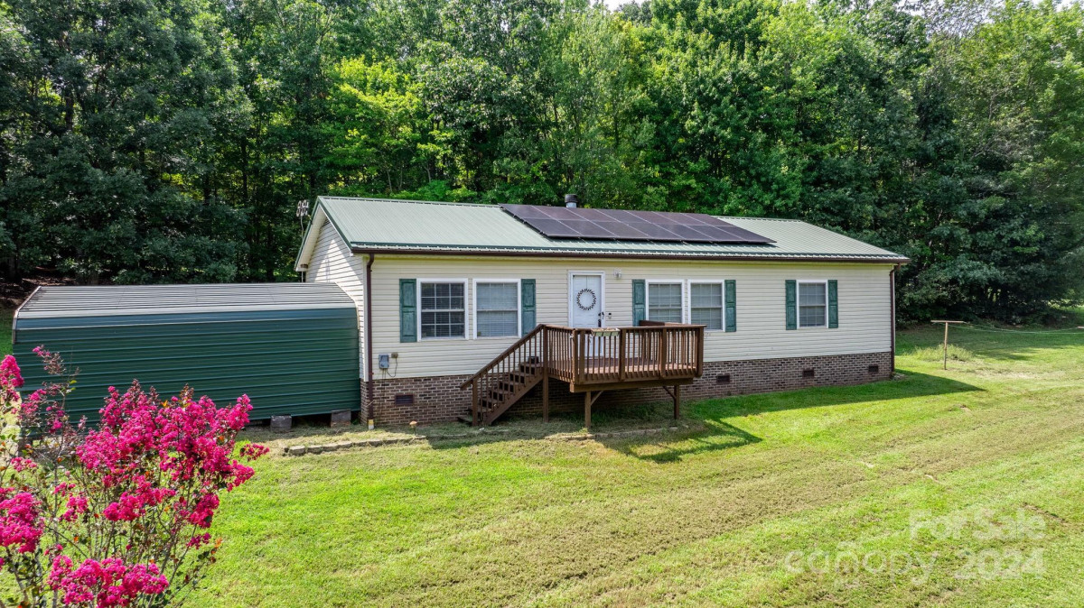 3032 Coldwater St Connelly Springs, NC 28612