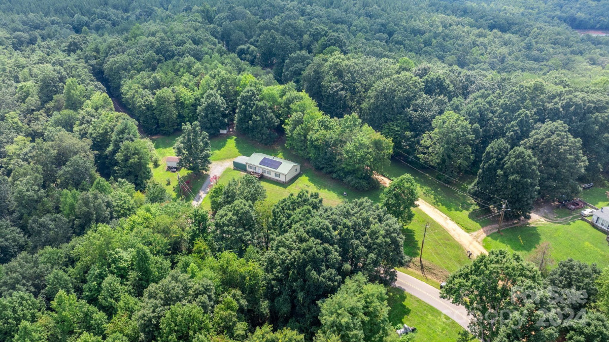 3032 Coldwater St Connelly Springs, NC 28612