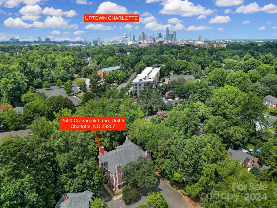 2500 Cranbrook Ln Charlotte, NC 28207