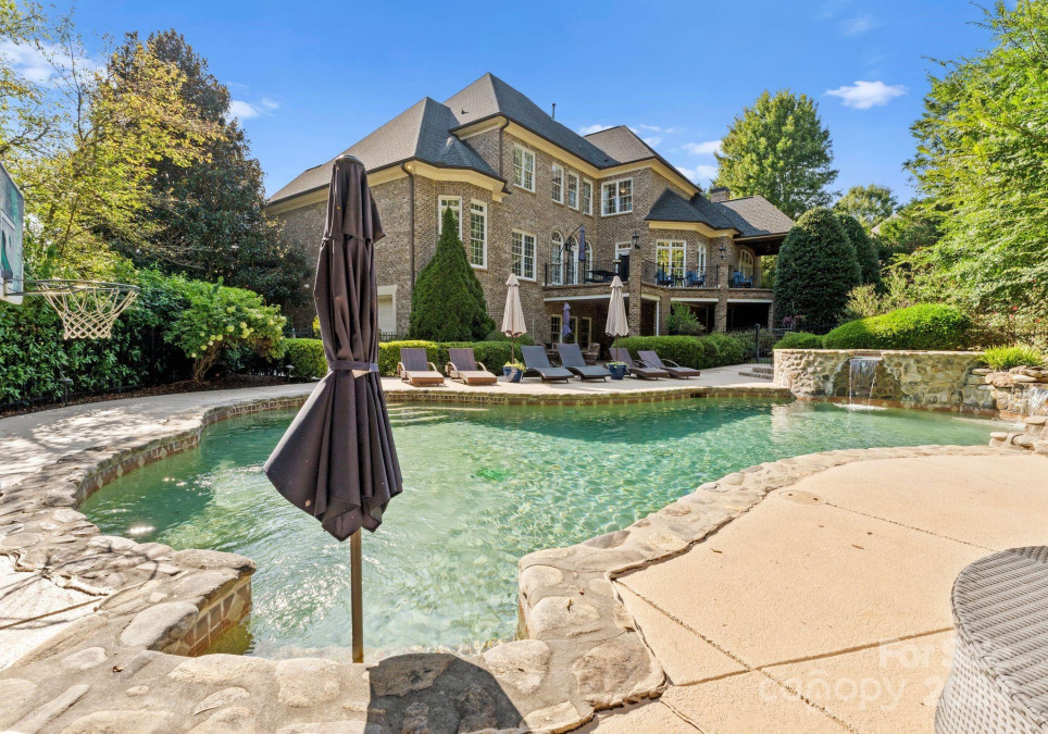 1001 Medinah Ct Waxhaw, NC 28173