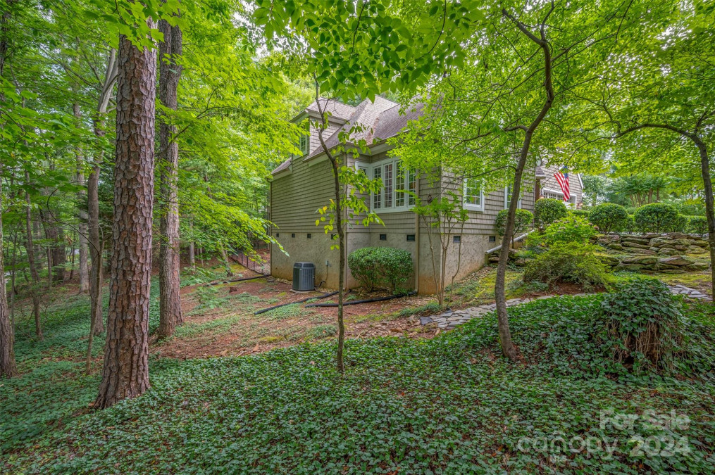 57 Greenstoke Loop Tryon, NC 28782