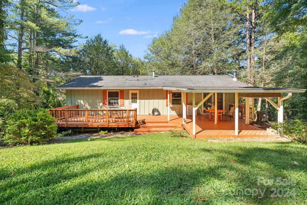 19 Brookcliff Dr Asheville, NC 28804