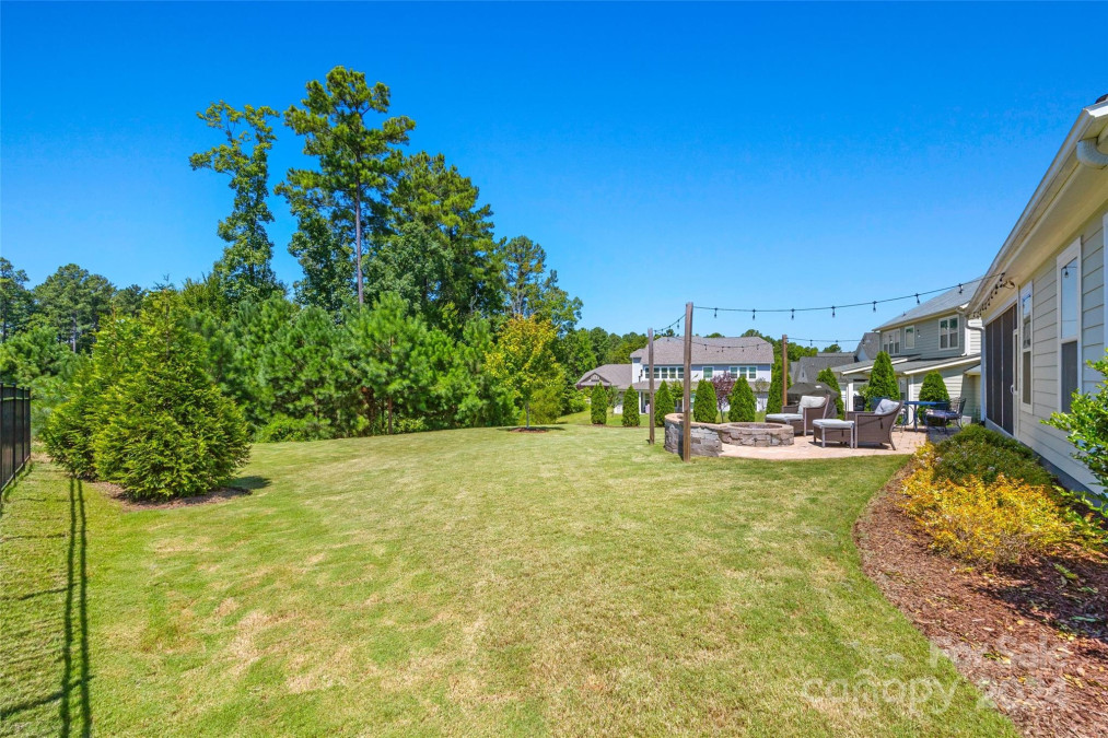 947 Elderberry Ln Clover, SC 29710