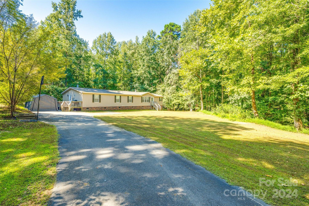 2314 Riverfork Rd Clover, SC 29710