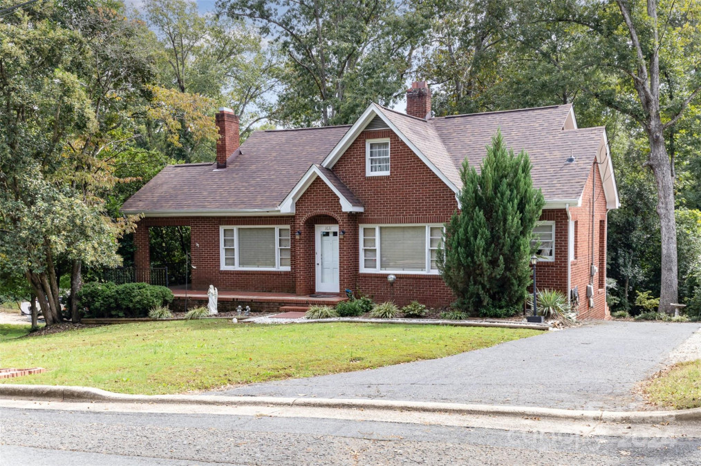 1631 Maple Ave Albemarle, NC 28001