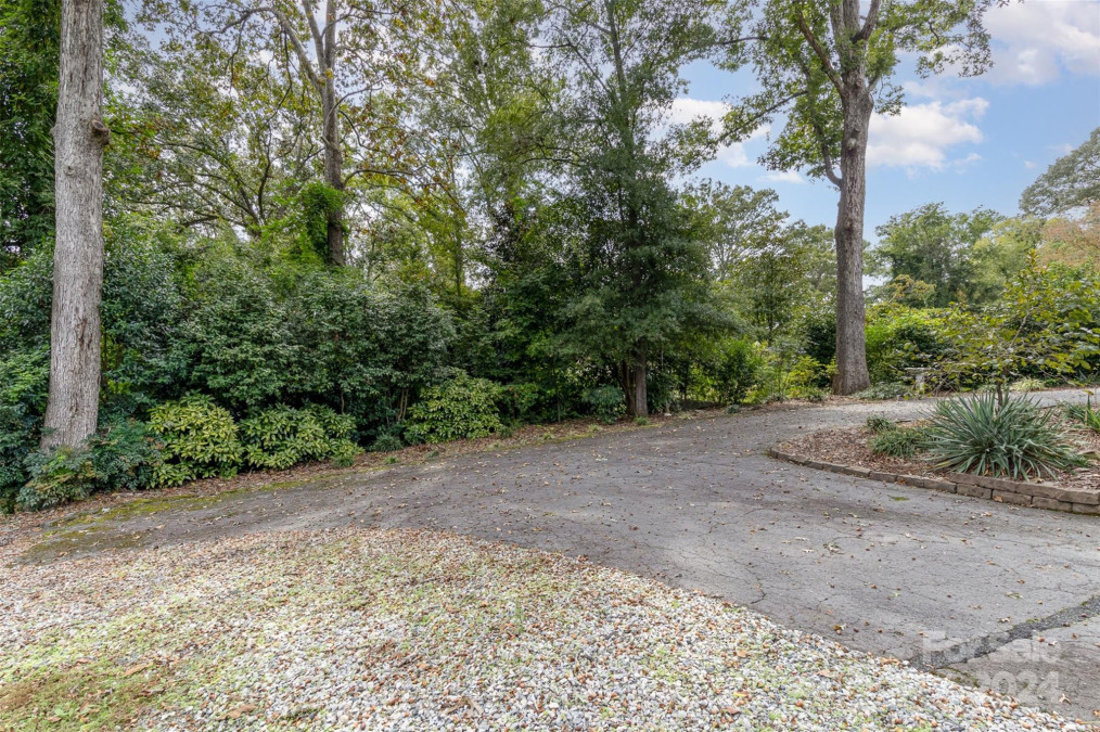 1631 Maple Ave Albemarle, NC 28001