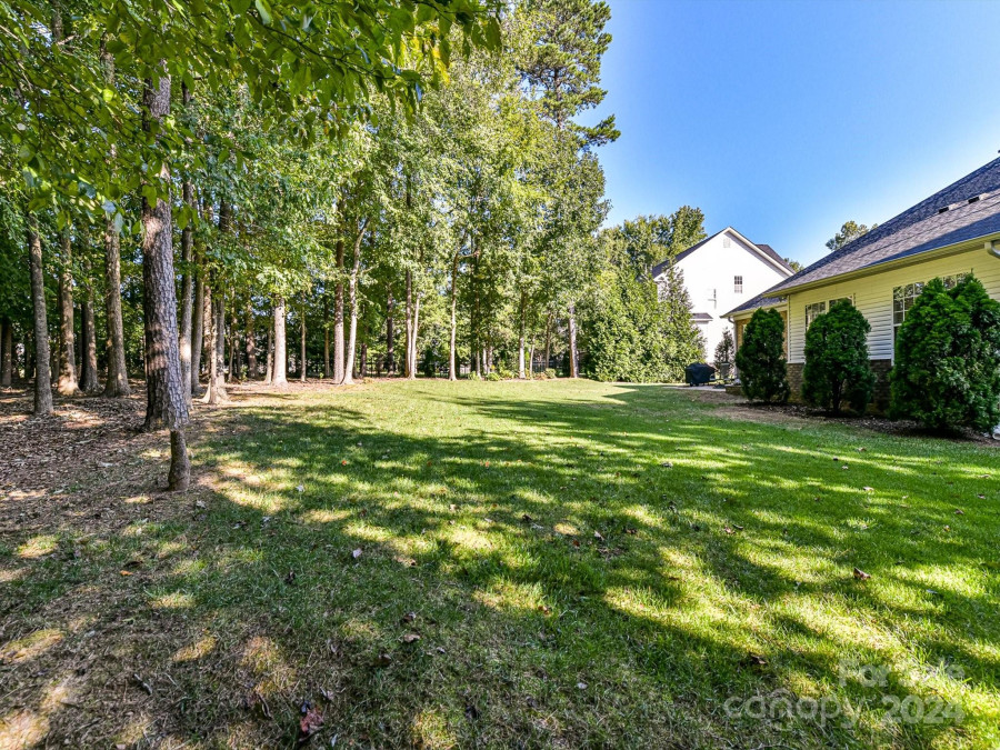 6012 Abergele Ln Matthews, NC 28104