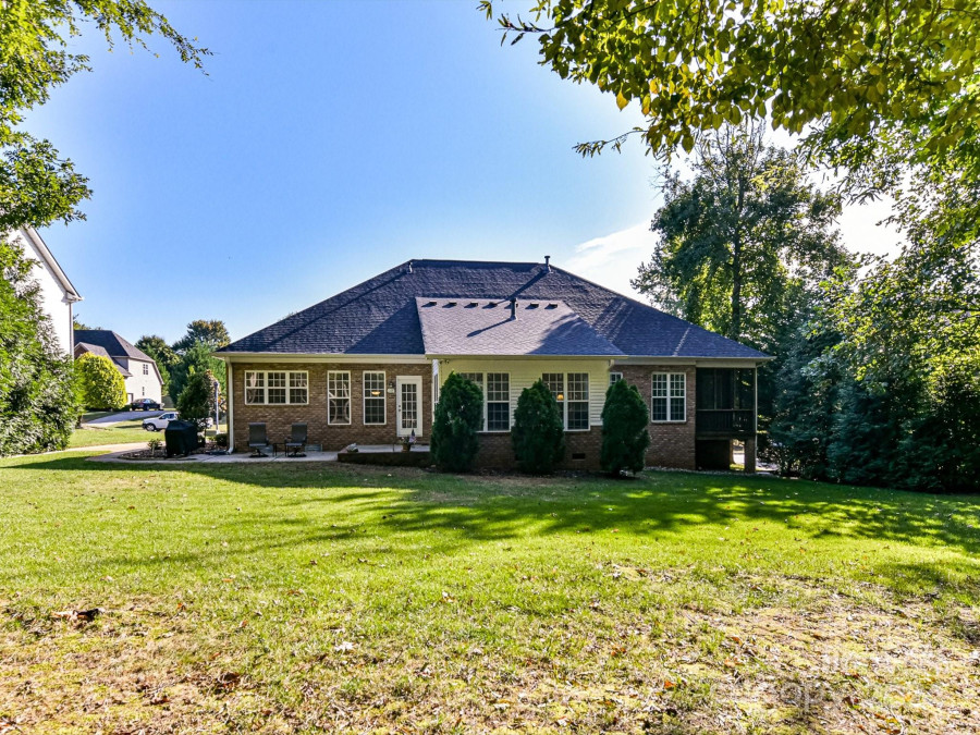 6012 Abergele Ln Matthews, NC 28104