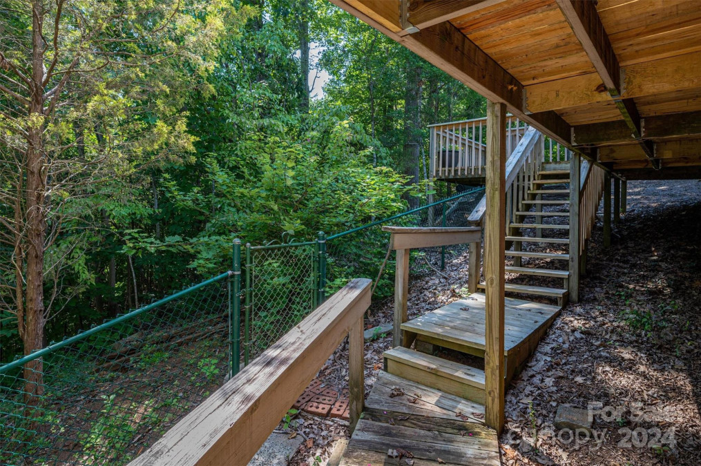 219 Rustic Hills Cir Bessemer City, NC 28016