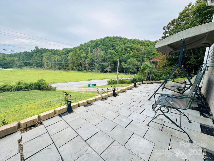 1774 Nc 9 Hw Black Mountain, NC 28711