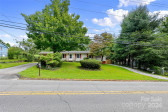 1408 Willow Rd Hendersonville, NC 28739