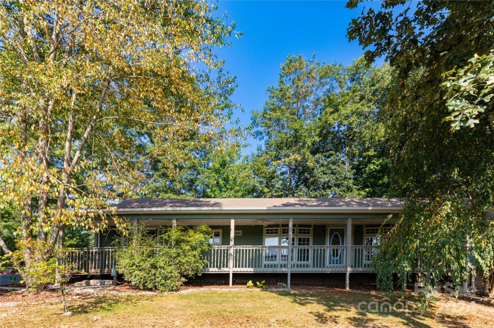 27 Enochs Way Fletcher, NC 28732